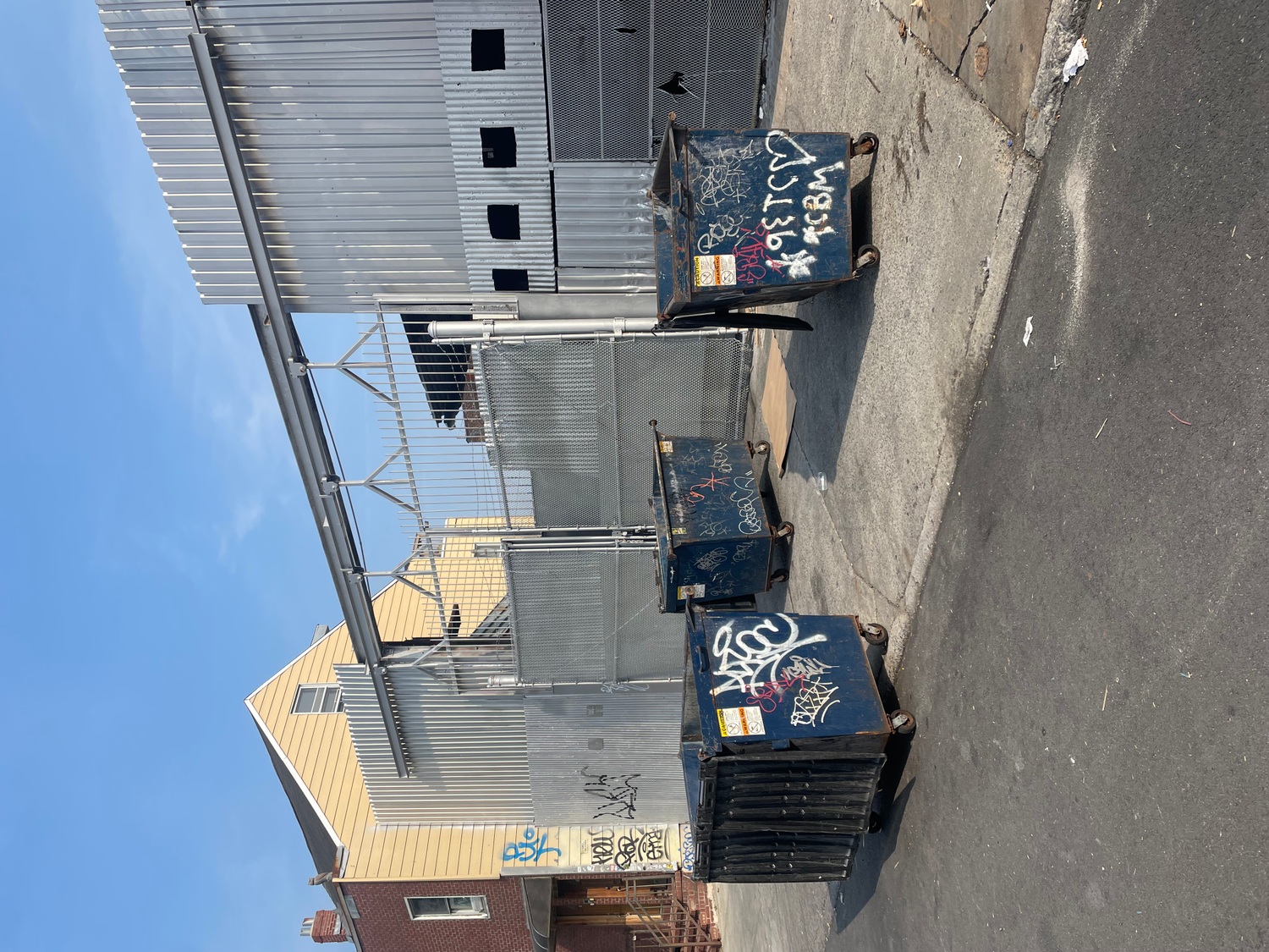 GARBAGE TEXTS - Amant